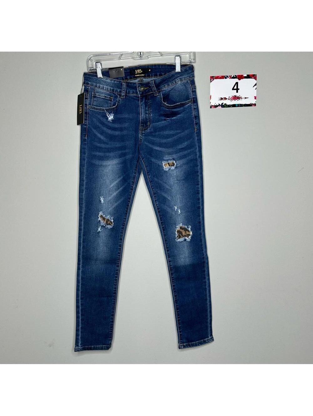 L&B size 4 mid rise skinny jeans leopard print patch denim